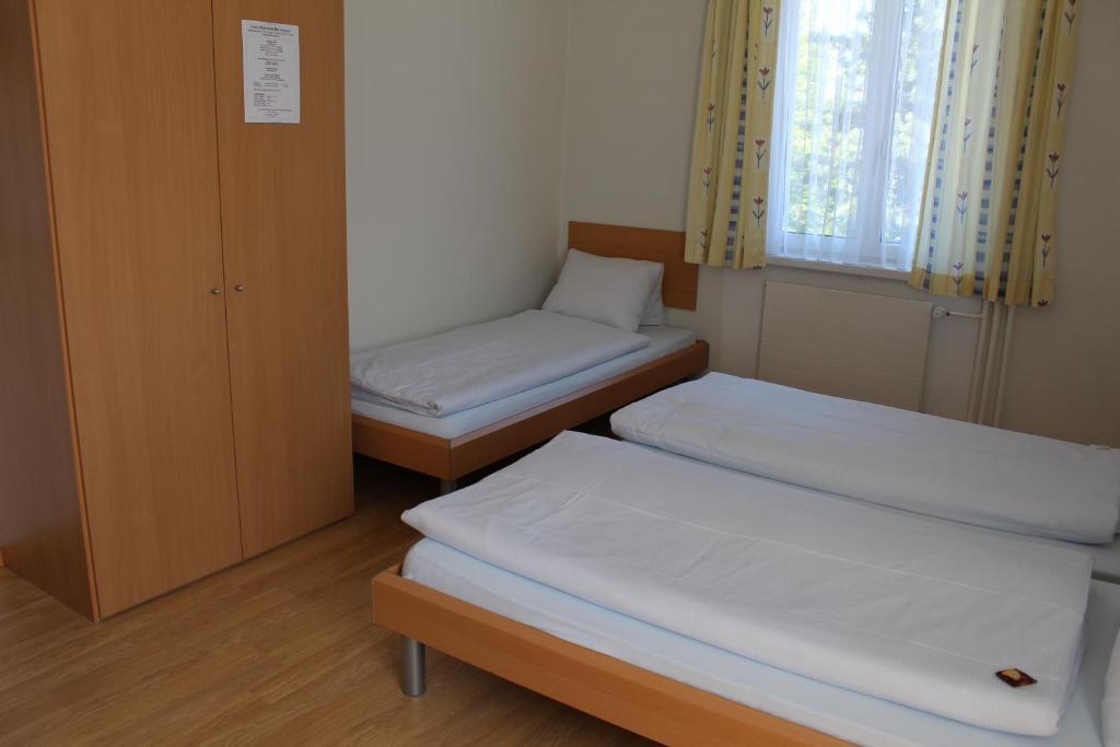Hotel Glaernisch Hof Horgen Quarto foto